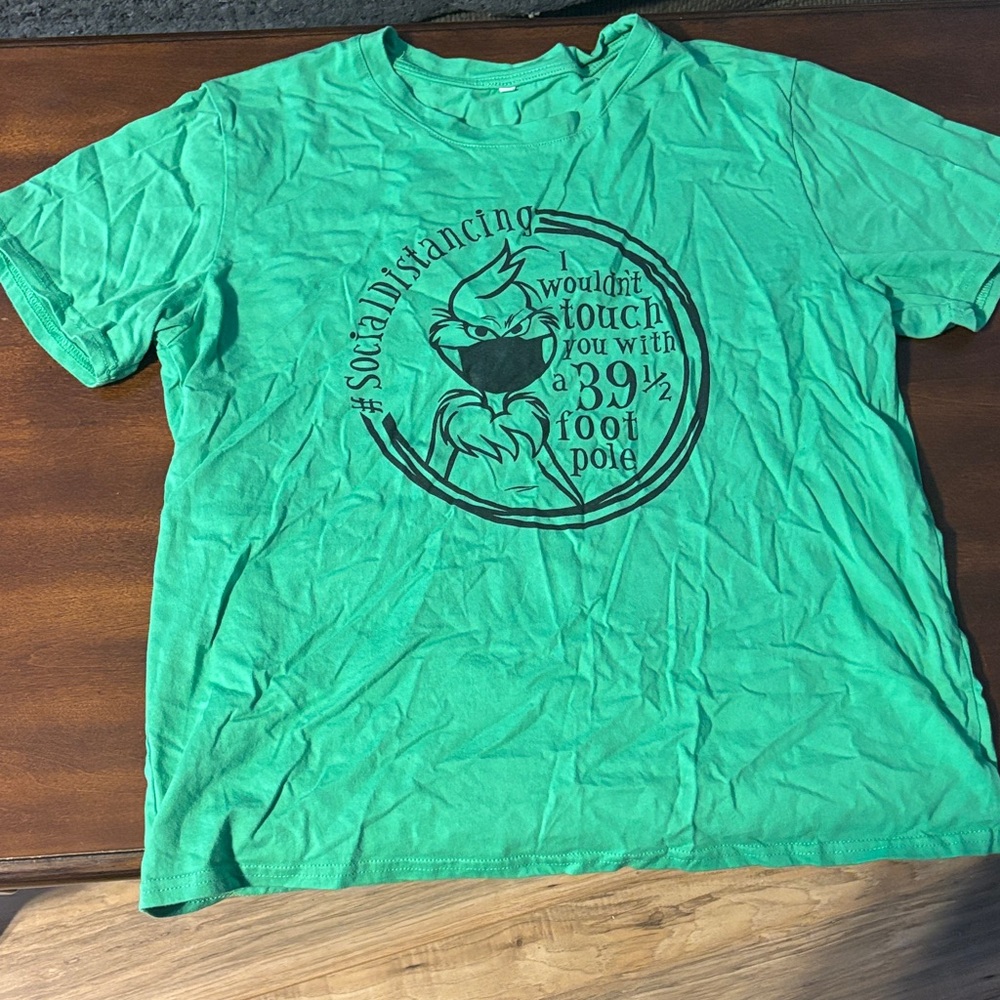 Source Unknown Green Graphic Tee